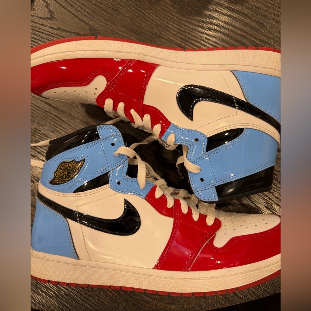 listing-status-banner